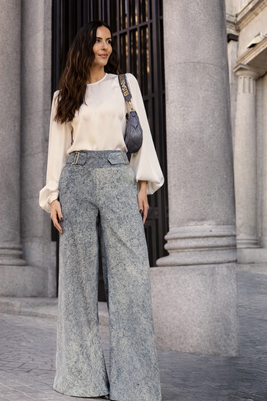 Pantalón acampanado Scripta