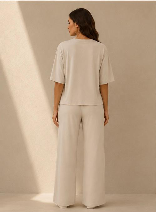conjunto de Cristina Barros